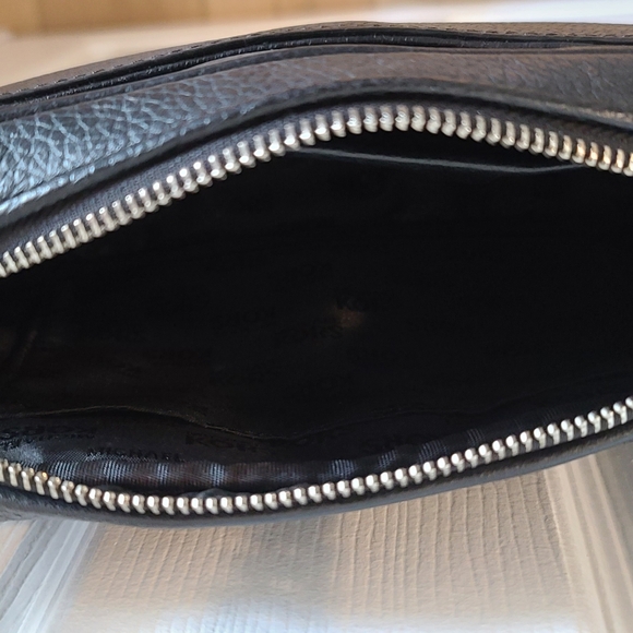 Michael Kors Fulton Large Pebbled Leather Crossbody Bag (35S7SFTC3L) - Picture 4 of 10